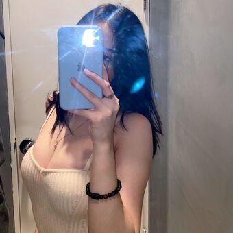 Cry4zee Голі Зливи OnlyFans Фото 3