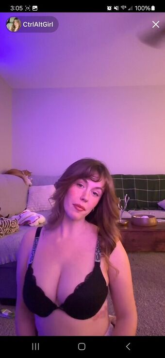 Ctrlaltgirl Голі Зливи OnlyFans Фото 3