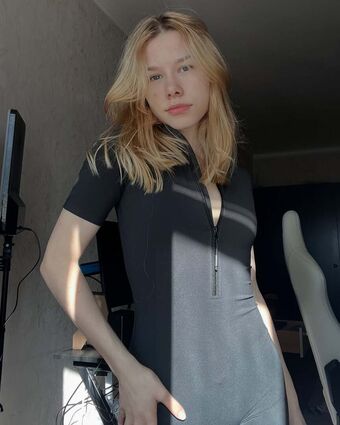 cusnee Голі Зливи OnlyFans Фото 20