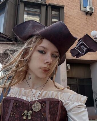 cusnee Голі Зливи OnlyFans Фото 26
