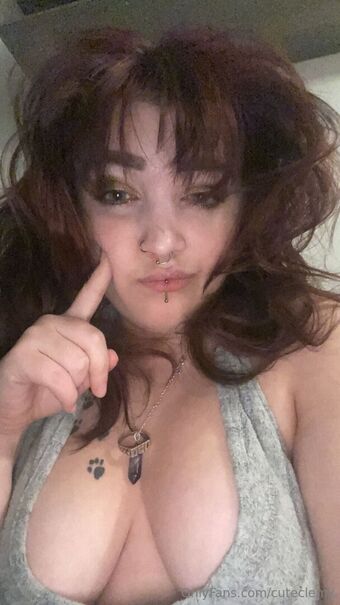 cuteclemx Голі Зливи OnlyFans Фото 9