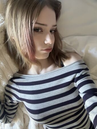 cwarey Голі Зливи OnlyFans Фото 7