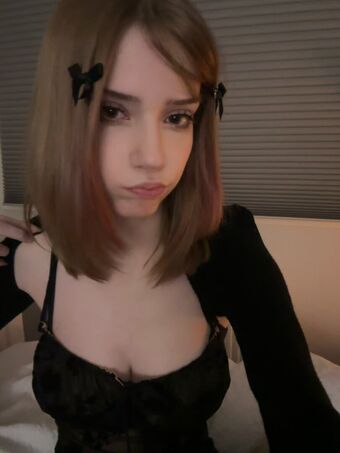 cwarey Голі Зливи OnlyFans Фото 8