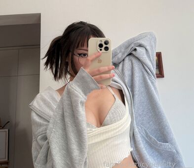 cyberkitty_____