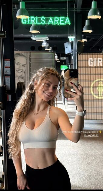 Dalmalaluna Голі Зливи OnlyFans Фото 107