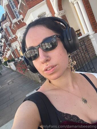 damarisbeeating Голі Зливи OnlyFans Фото 11
