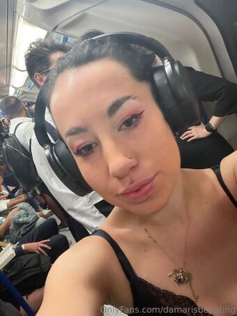 damarisbeeating Голі Зливи OnlyFans Фото 18