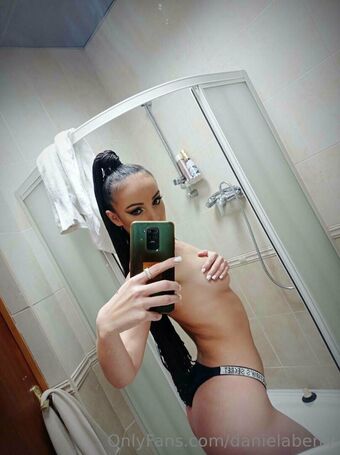 danaberry Голі Зливи OnlyFans Фото 14