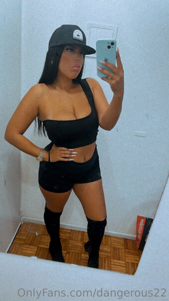 dangerous22 Голі Зливи OnlyFans Фото 6