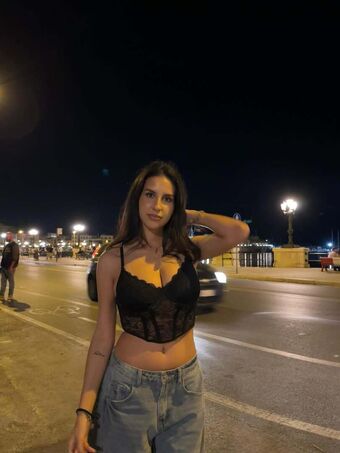 Daniela Голі Зливи OnlyFans Фото 40