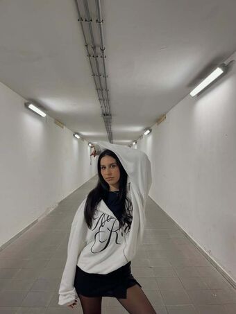 Daniela Голі Зливи OnlyFans Фото 46
