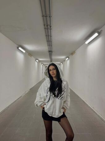 Daniela Голі Зливи OnlyFans Фото 50