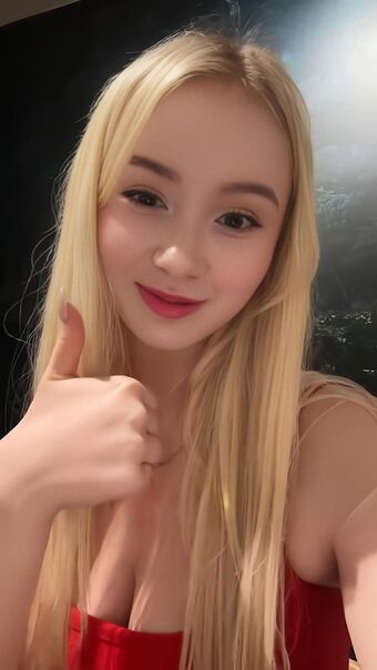 Dasha Gartman Голі Зливи OnlyFans Фото 52