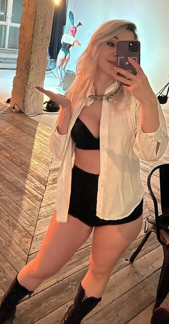 Dear Iris Голі Зливи OnlyFans Фото 168