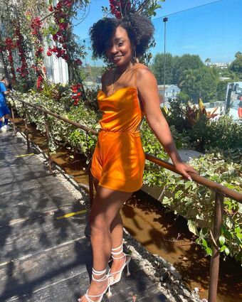 DefinedByKy Голі Зливи OnlyFans Фото 22