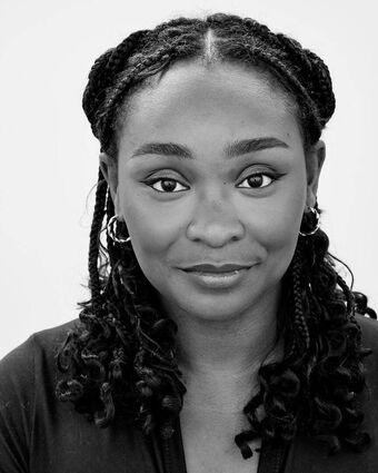 DefinedByKy Голі Зливи OnlyFans Фото 35