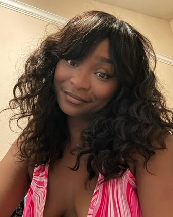 DefinedByKy Голі Зливи OnlyFans Фото 44