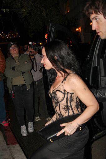 Demi Lovato Голі Зливи OnlyFans Фото 751