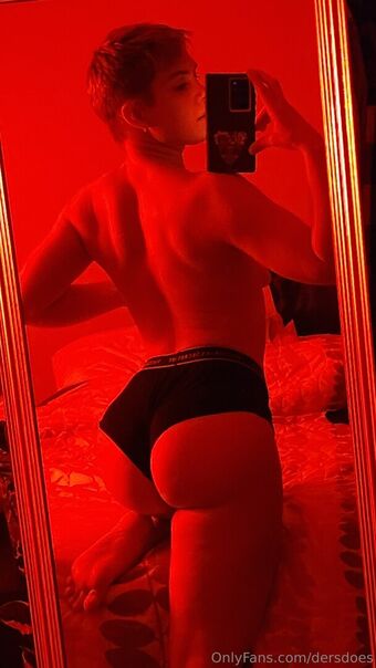 dersdoes Голі Зливи OnlyFans Фото 33