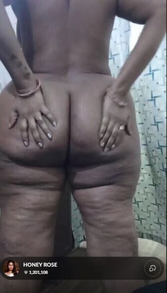 Desi Asszilla Голі Зливи OnlyFans Фото 17