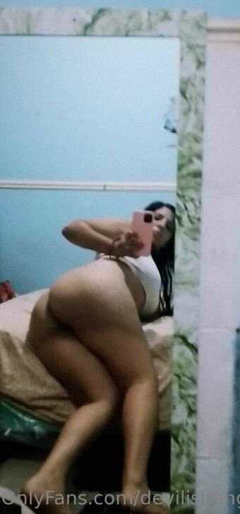 devilishangela Голі Зливи OnlyFans Фото 19
