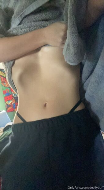 devilybuff Голі Зливи OnlyFans Фото 11