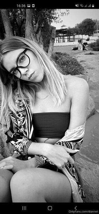 diannet Голі Зливи OnlyFans Фото 31