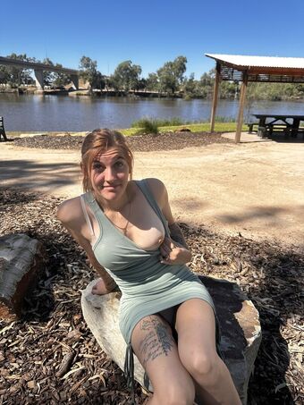 dirtydownunder2 Голі Зливи OnlyFans Фото 5