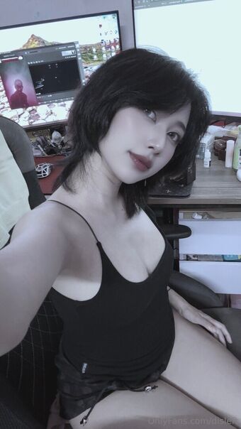 Disleft Голі Зливи OnlyFans Фото 29
