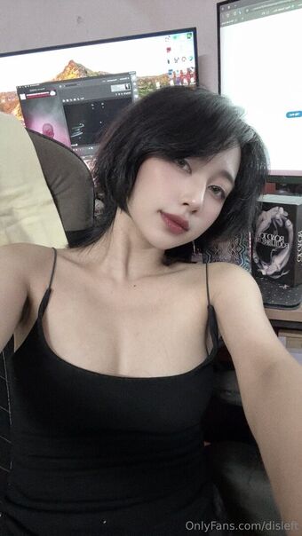 Disleft Голі Зливи OnlyFans Фото 34