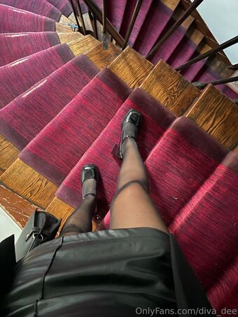 diva_dee Голі Зливи OnlyFans Фото 49