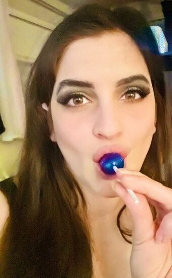 Divajilly Голі Зливи OnlyFans Фото 21