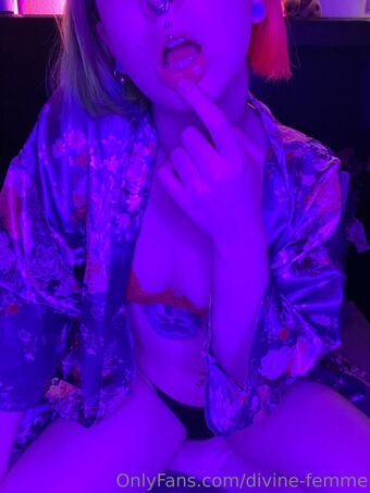 divine-femme