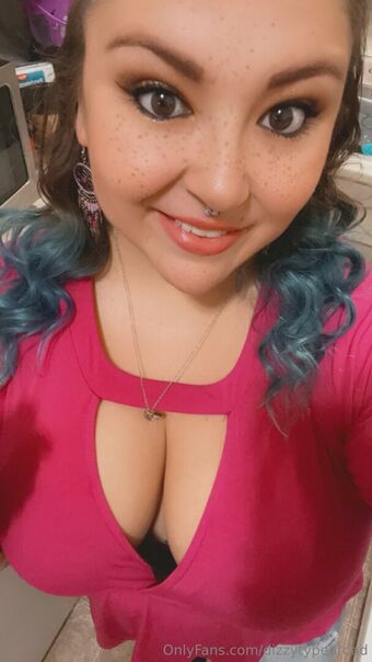 dizzytypebroad Голі Зливи OnlyFans Фото 12