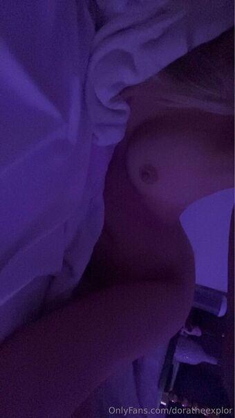 doratheexplor Голі Зливи OnlyFans Фото 4
