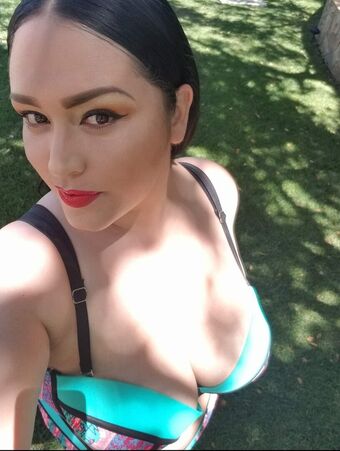 E. Casey Голі Зливи OnlyFans Фото 34