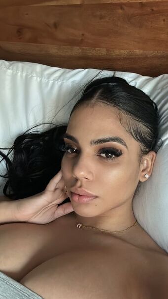 E.dot Голі Зливи OnlyFans Фото 28