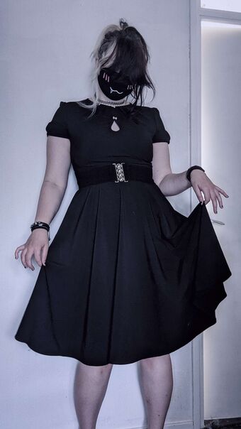 Easygoinggoth Голі Зливи OnlyFans Фото 23