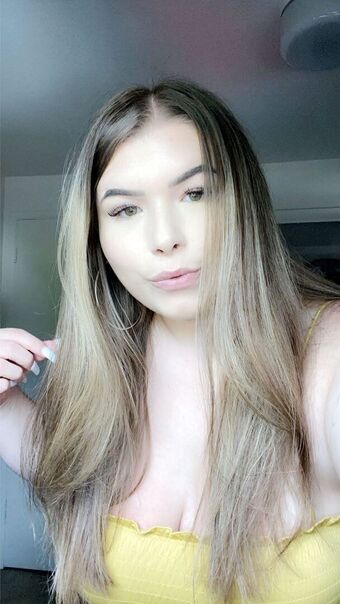 echoonutt Голі Зливи OnlyFans Фото 3