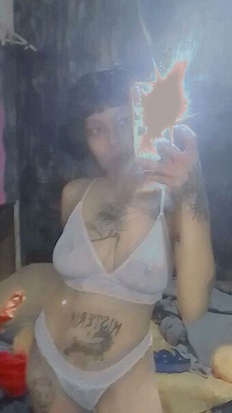 Eclipsekali Голі Зливи OnlyFans Фото 2