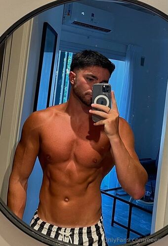 eeerik Голі Зливи OnlyFans Фото 21