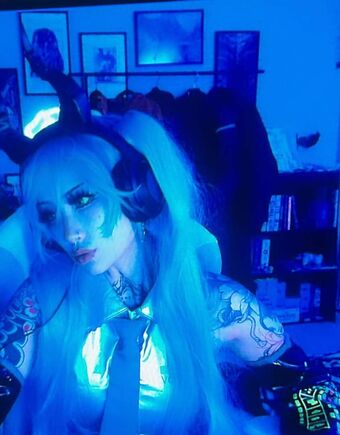 eggspringroll Голі Зливи OnlyFans Фото 50