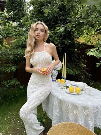 Ekaterina Zueva Голі Зливи OnlyFans Фото 206