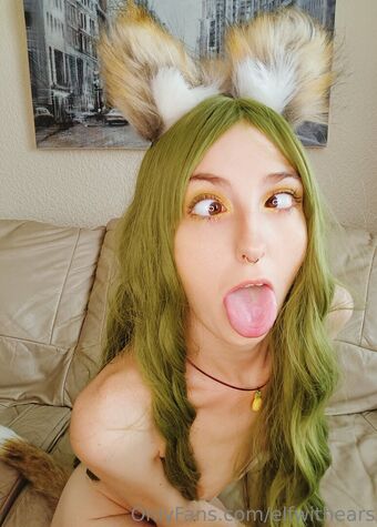 elfwithears Голі Зливи OnlyFans Фото 1