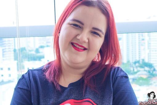 EllaRed Голі Зливи OnlyFans Фото 5