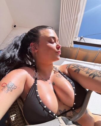 ellatrow Голі Зливи OnlyFans Фото 6