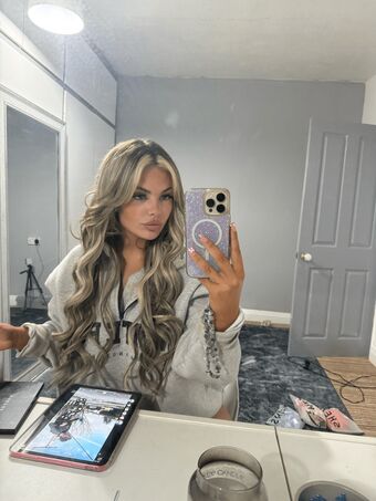 ells_ann Голі Зливи OnlyFans Фото 69