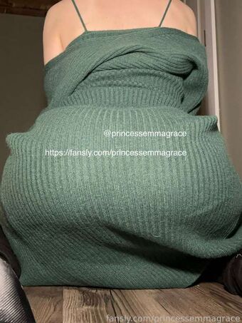 Emma Grace Murabito Голі Зливи OnlyFans Фото 12