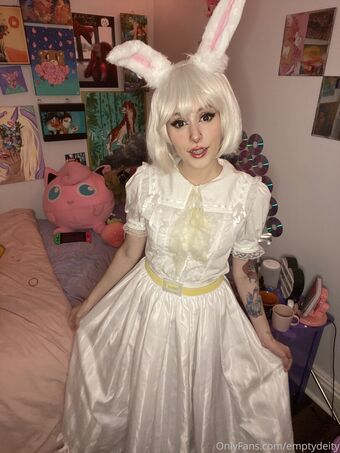 emptydeity Голі Зливи OnlyFans Фото 8