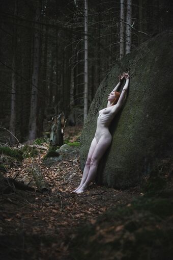 Erinthul Голі Зливи OnlyFans Фото 36